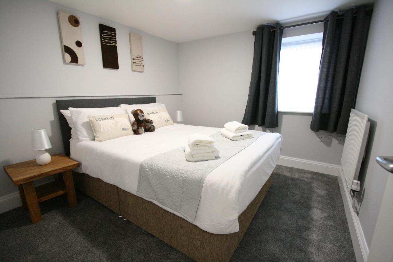 Nelson By The Docks Serviced Apartments By Roomsbooked Gloucester Exterior foto